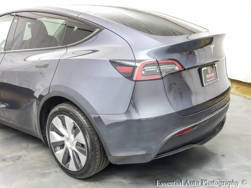 2022 Tesla Model Y Long RangePRICE INCLUDES $4000 IRS TAX CREDIT!! YOU MUST QUALIFY! Willowbrook IL
