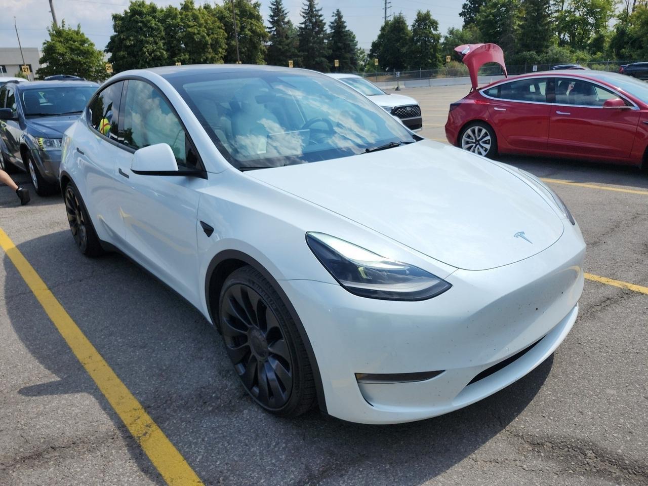 2022 Tesla Model Y Perf | PANOROOF | FULLSELFDRVNG | VENTSEATS | SAFETYMODES | NOACCID Toronto ON