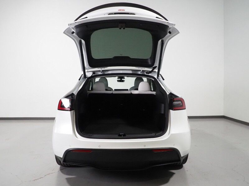 2022 Tesla Model Y Performance AWD *AUTOPILOT, NAVIGATION, SAFETY ALERTS, ADAPTIVE CRUISE, SURROUND VIEW CAMERAS, PANORAMA GLASS ROOF, HEATED SEATS, 21 INCH UBERTURBINE WHEELS, WIRELESS CHARGING Round Rock TX