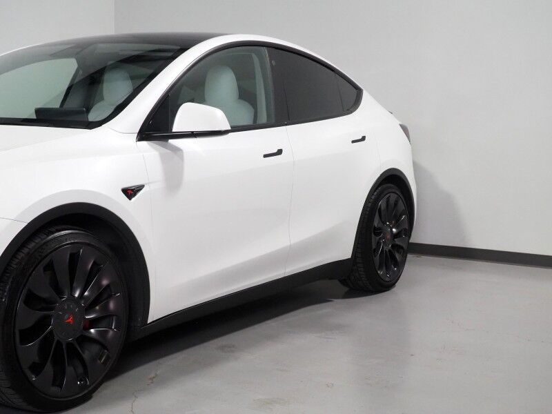 2022 Tesla Model Y Performance AWD *AUTOPILOT, NAVIGATION, SAFETY ALERTS, ADAPTIVE CRUISE, SURROUND VIEW CAMERAS, PANORAMA GLASS ROOF, HEATED SEATS, 21 INCH UBERTURBINE WHEELS, WIRELESS CHARGING Round Rock TX