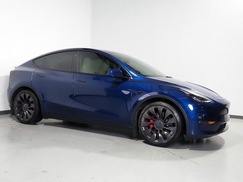2022 Tesla Model Y Performance AWD *TRAFFIC AWARE CRUISE CONTROL, NAVIGATION, SAFETY ALERTS, SURROUND VIEW CAMERAS, PANORAMA GLASS ROOF, HEATED SEATS, 21 INCH UBERTURBINE WHEELS, WIRELESS CHARGING