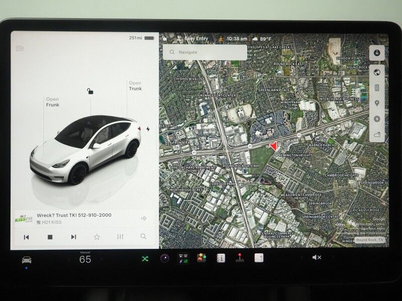 2022 Tesla Model Y Performance AWD *TRAFFIC AWARE CRUISE CONTROL, NAVIGATION, SAFETY ALERTS, SURROUND VIEW CAMERAS, PANORAMA GLASS ROOF, HEATED SEATS, 21 INCH UBERTURBINE WHEELS, WIRELESS CHARGING Round Rock TX