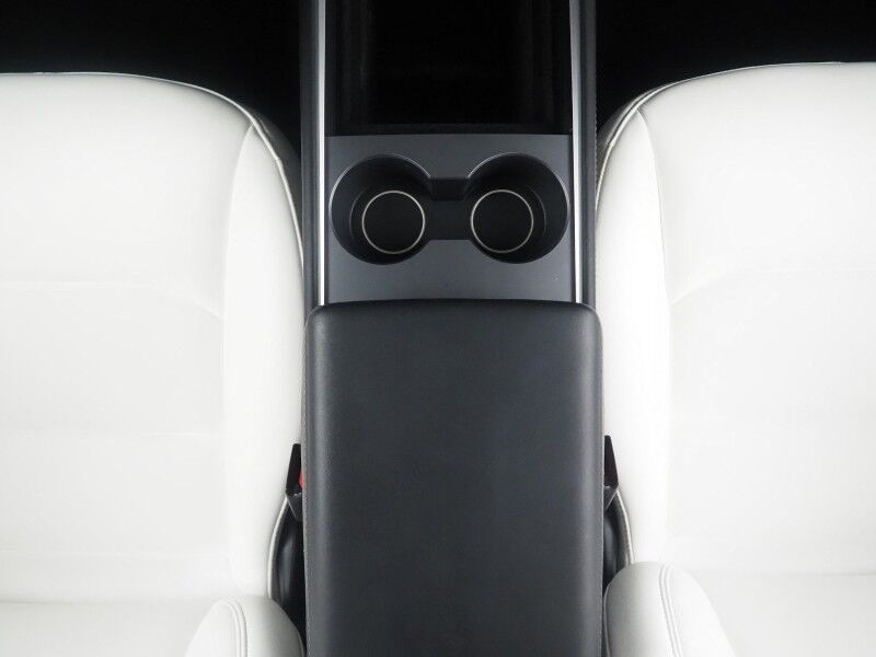 2022 Tesla Model Y Performance AWD *TRAFFIC AWARE CRUISE CONTROL, NAVIGATION, SAFETY ALERTS, SURROUND VIEW CAMERAS, PANORAMA GLASS ROOF, HEATED SEATS, 21 INCH UBERTURBINE WHEELS, WIRELESS CHARGING Round Rock TX