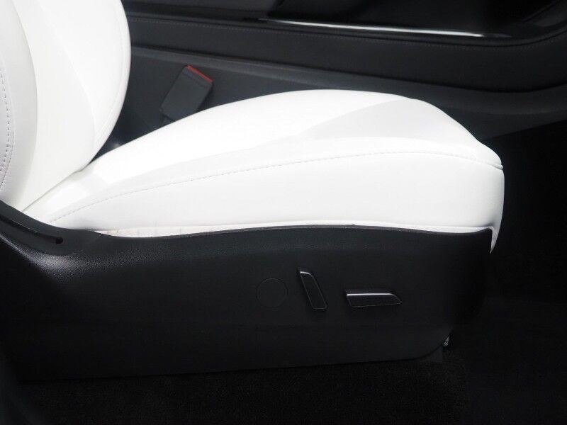 2022 Tesla Model Y Performance AWD *TRAFFIC AWARE CRUISE CONTROL, NAVIGATION, SAFETY ALERTS, SURROUND VIEW CAMERAS, PANORAMA GLASS ROOF, HEATED SEATS, 21 INCH UBERTURBINE WHEELS, WIRELESS CHARGING Round Rock TX