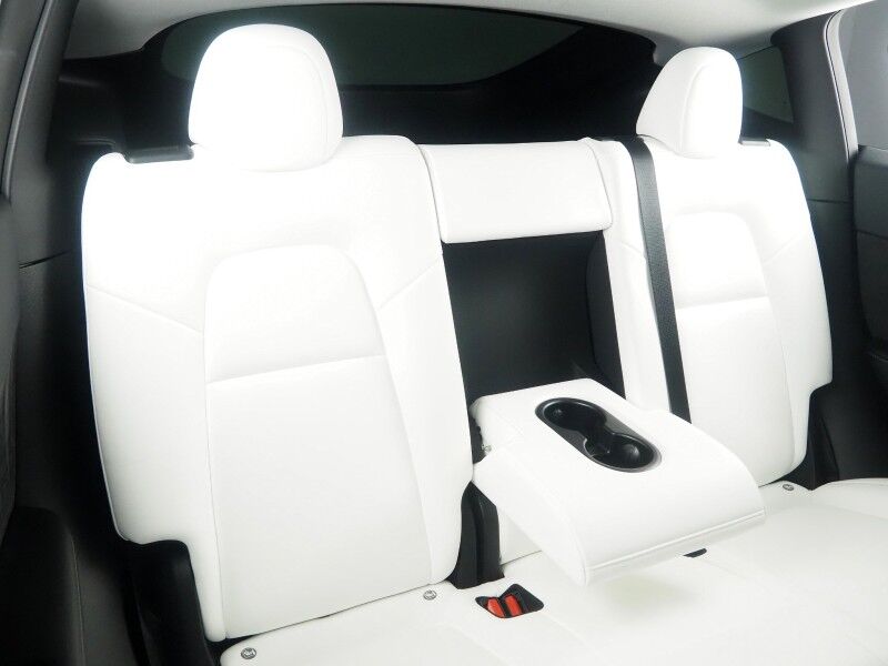 2022 Tesla Model Y Performance AWD *TRAFFIC AWARE CRUISE CONTROL, NAVIGATION, SAFETY ALERTS, SURROUND VIEW CAMERAS, PANORAMA GLASS ROOF, HEATED SEATS, 21 INCH UBERTURBINE WHEELS, WIRELESS CHARGING Round Rock TX