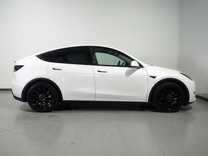 2022 Tesla Model Y Performance AWD *TRAFFIC AWARE CRUISE CONTROL, NAVIGATION, SAFETY ALERTS, SURROUND VIEW CAMERAS, PANORAMA GLASS ROOF, HEATED SEATS, 21 INCH UBERTURBINE WHEELS, WIRELESS CHARGING Round Rock TX