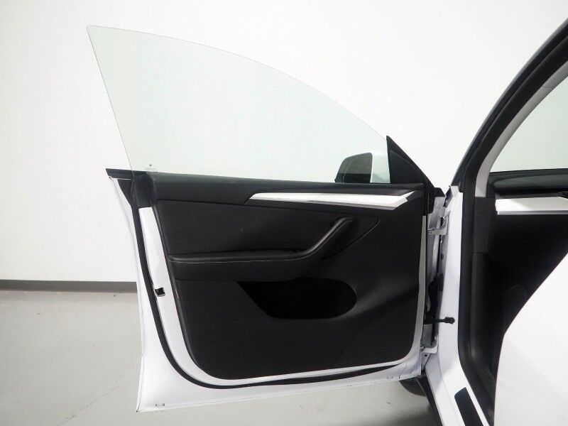 2022 Tesla Model Y Performance AWD *TRAFFIC AWARE CRUISE CONTROL, NAVIGATION, SAFETY ALERTS, SURROUND VIEW CAMERAS, PANORAMA GLASS ROOF, HEATED SEATS, 21 INCH UBERTURBINE WHEELS, WIRELESS CHARGING Round Rock TX
