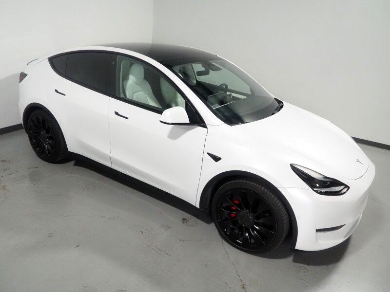 2022 Tesla Model Y Performance AWD *TRAFFIC AWARE CRUISE CONTROL, NAVIGATION, SAFETY ALERTS, SURROUND VIEW CAMERAS, PANORAMA GLASS ROOF, HEATED SEATS, 21 INCH UBERTURBINE WHEELS, WIRELESS CHARGING Round Rock TX