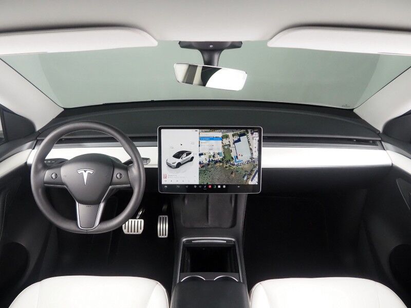 2022 Tesla Model Y Performance AWD *TRAFFIC AWARE CRUISE CONTROL, NAVIGATION, SAFETY ALERTS, SURROUND VIEW CAMERAS, PANORAMA GLASS ROOF, HEATED SEATS, 21 INCH UBERTURBINE WHEELS, WIRELESS CHARGING