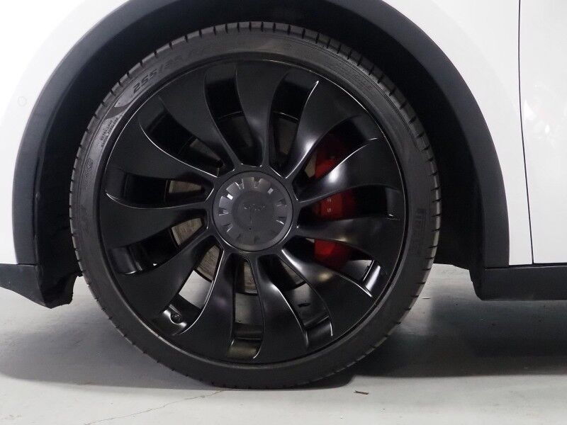 2022 Tesla Model Y Performance AWD *TRAFFIC AWARE CRUISE CONTROL, NAVIGATION, SAFETY ALERTS, SURROUND VIEW CAMERAS, PANORAMA GLASS ROOF, HEATED SEATS, 21 INCH UBERTURBINE WHEELS, WIRELESS CHARGING Round Rock TX