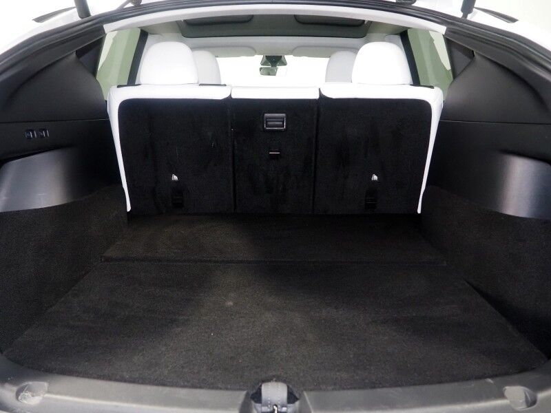 2022 Tesla Model Y Performance AWD *TRAFFIC AWARE CRUISE CONTROL, NAVIGATION, SAFETY ALERTS, SURROUND VIEW CAMERAS, PANORAMA GLASS ROOF, HEATED SEATS, 21 INCH UBERTURBINE WHEELS, WIRELESS CHARGING Round Rock TX