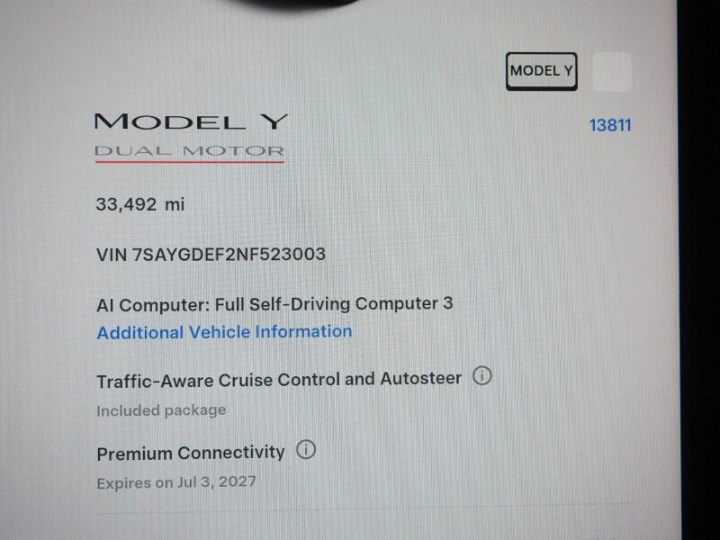 2022 Tesla Model Y Performance AWD *TRAFFIC AWARE CRUISE CONTROL, NAVIGATION, SAFETY ALERTS, SURROUND VIEW CAMERAS, PANORAMA GLASS ROOF, HEATED SEATS, 21 INCH UBERTURBINE WHEELS, WIRELESS CHARGING Round Rock TX