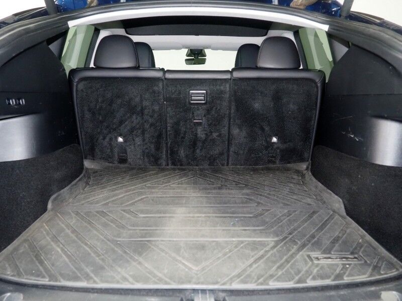 2022 Tesla Model Y Performance AWD *TRAFFIC AWARE CRUISE CONTROL, NAVIGATION, SAFETY ALERTS, SURROUND VIEW CAMERAS, PANORAMA GLASS ROOF, HEATED SEATS, 21 INCH UBERTURBINE WHEELS, WIRELESS CHARGING Round Rock TX