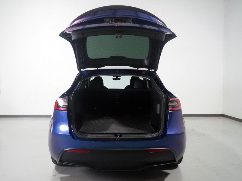 2022 Tesla Model Y Performance AWD *TRAFFIC AWARE CRUISE CONTROL, NAVIGATION, SAFETY ALERTS, SURROUND VIEW CAMERAS, PANORAMA GLASS ROOF, HEATED SEATS, 21 INCH UBERTURBINE WHEELS, WIRELESS CHARGING Round Rock TX