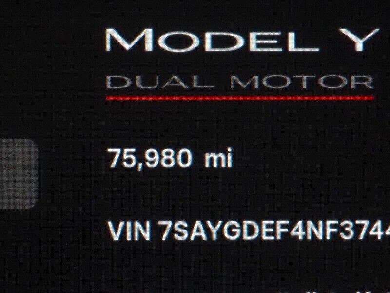 2022 Tesla Model Y Performance AWD *TRAFFIC AWARE CRUISE CONTROL, NAVIGATION, SAFETY ALERTS, SURROUND VIEW CAMERAS, PANORAMA GLASS ROOF, HEATED SEATS, 21 INCH UBERTURBINE WHEELS, WIRELESS CHARGING Round Rock TX