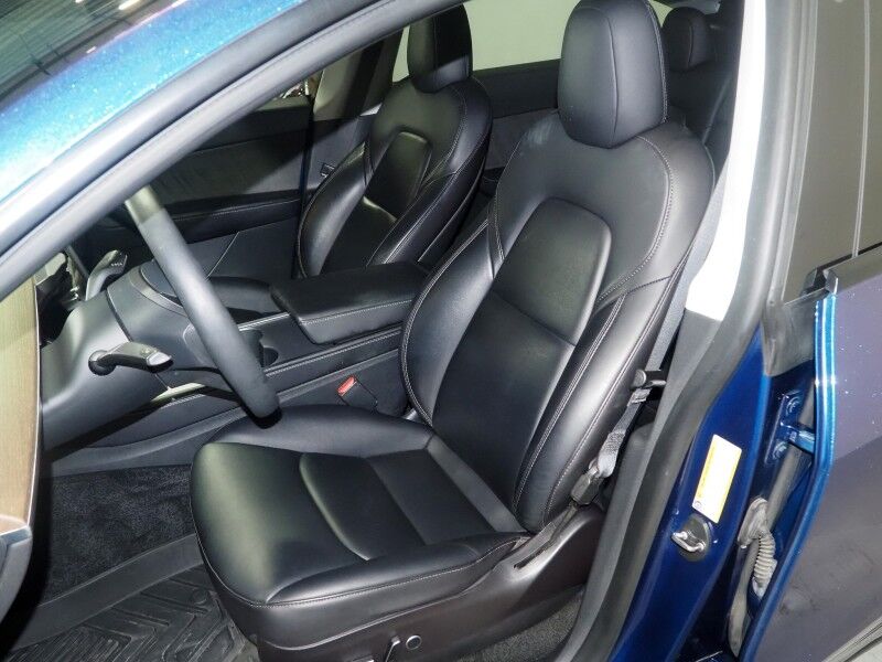 2022 Tesla Model Y Performance AWD *TRAFFIC AWARE CRUISE CONTROL, NAVIGATION, SAFETY ALERTS, SURROUND VIEW CAMERAS, PANORAMA GLASS ROOF, HEATED SEATS, 21 INCH UBERTURBINE WHEELS, WIRELESS CHARGING Round Rock TX
