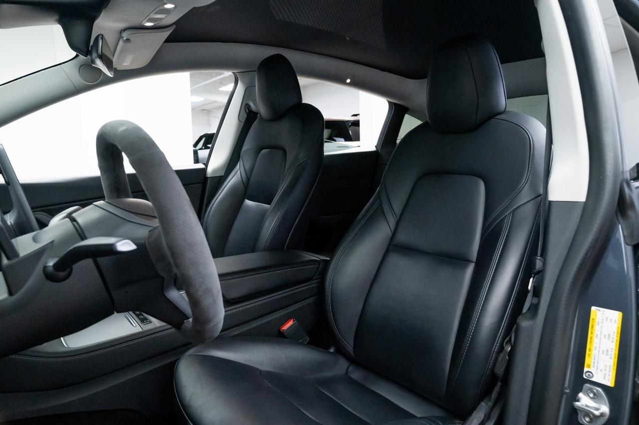 2022 Tesla Model Y Performance Dual Motor All-Wheel Drive 1 Owner Portland OR