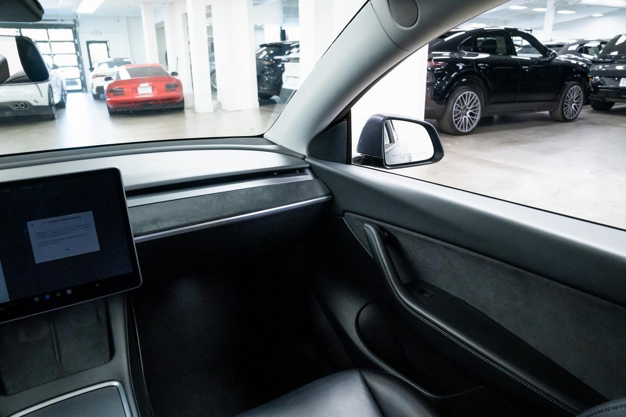 2022 Tesla Model Y Performance Dual Motor All-Wheel Drive 1 Owner Portland OR