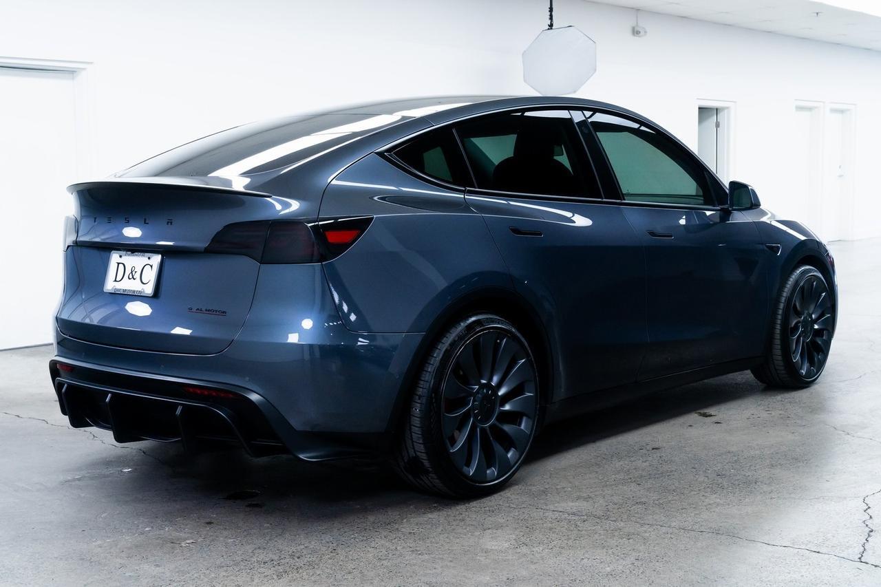 2022 Tesla Model Y Performance Dual Motor All-Wheel Drive 1 Owner Portland OR