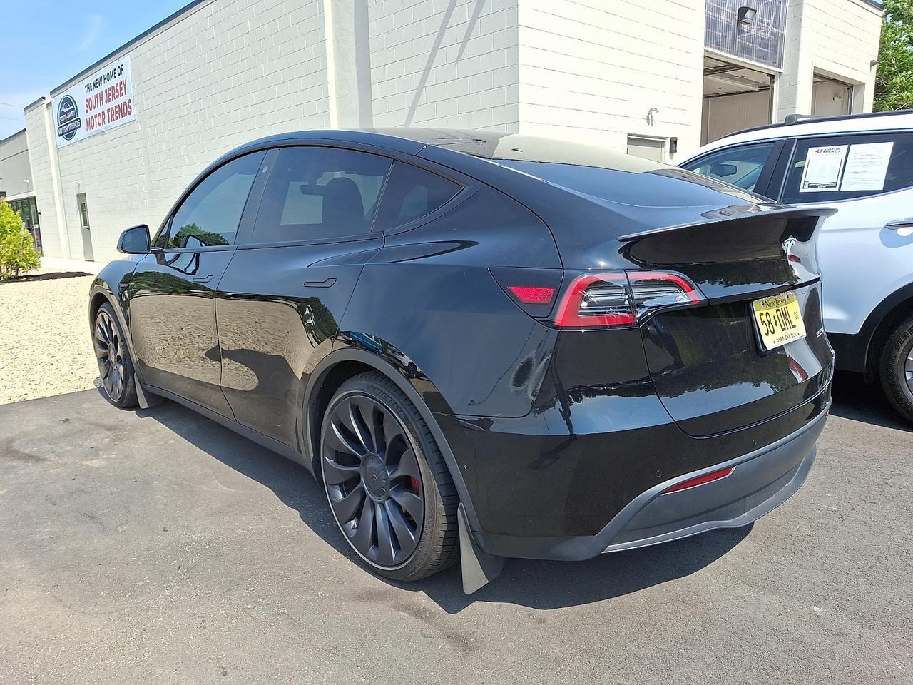 2022 Tesla Model Y Performance Dual Motor All-Wheel Drive