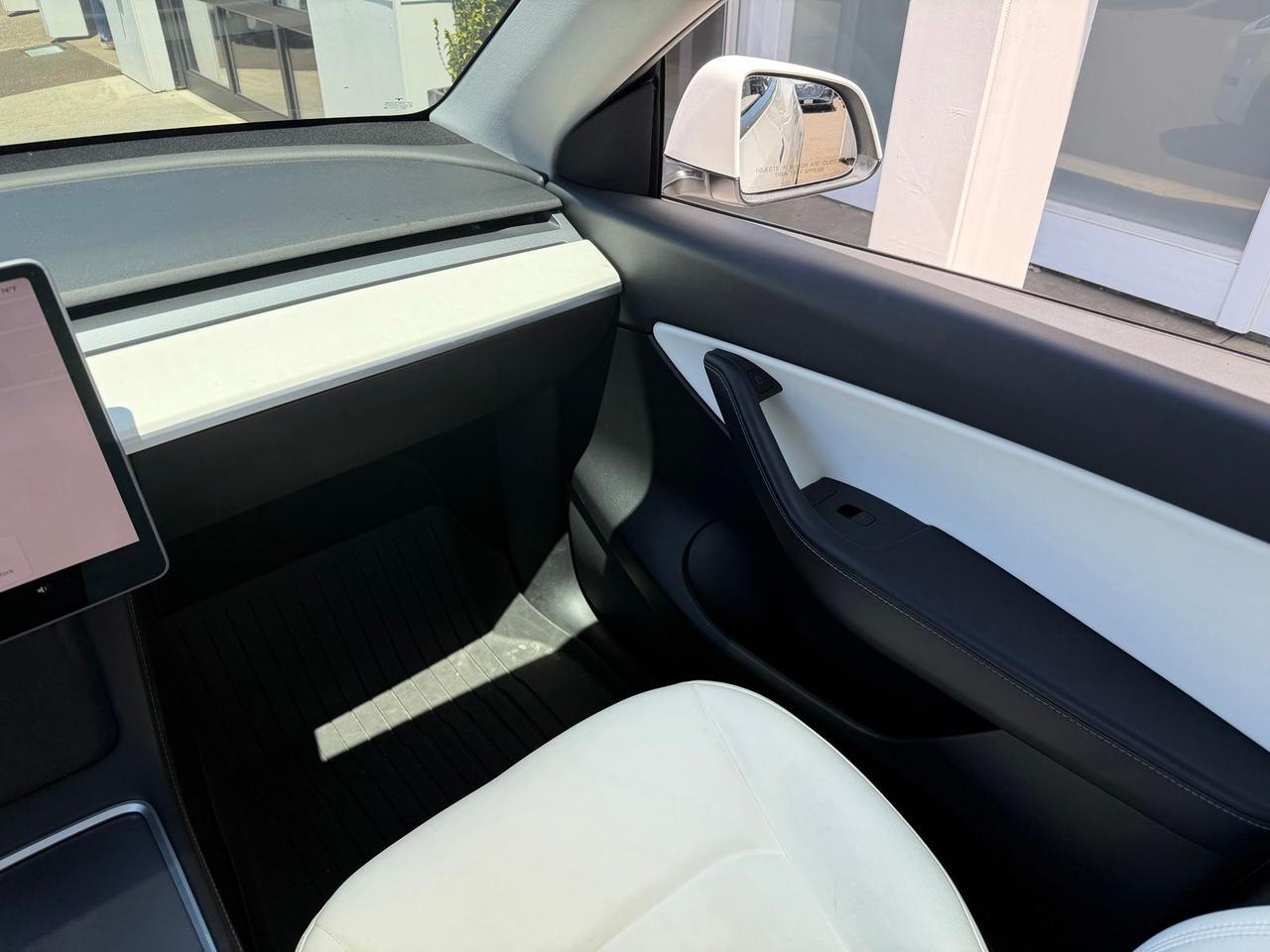 2022 Tesla Model Y Performance Gladstone OR