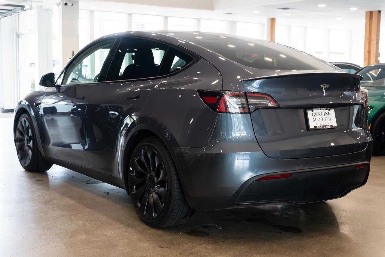 2022 Tesla Model Y Performance Gladstone OR