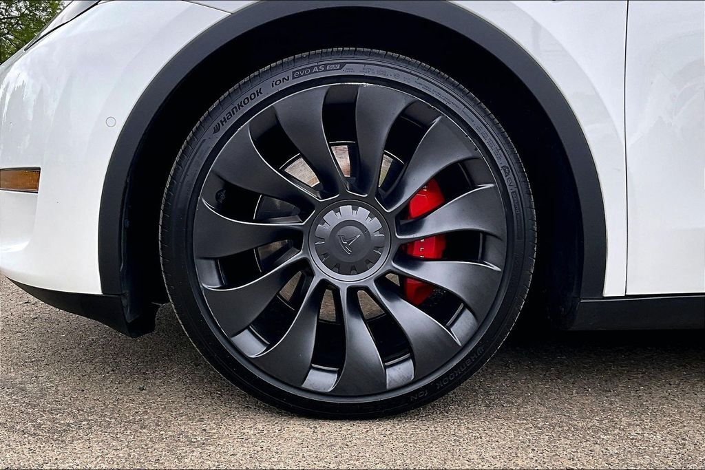2022 Tesla Model Y Performance OR