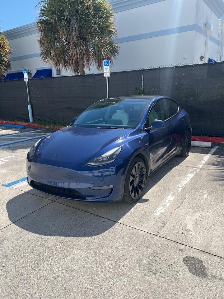 2022 Tesla Model Y
