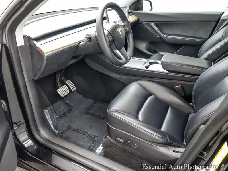 2022 Tesla Model Y Performance PRICE INCLUDES $4000 IRS TAX CREDIT!! YOU MUST QUALI Willowbrook IL