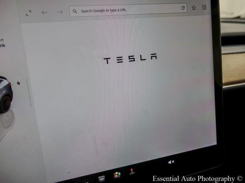 2022 Tesla Model Y Performance PRICE INCLUDES $4000 IRS TAX CREDIT!! YOU MUST QUALI Willowbrook IL