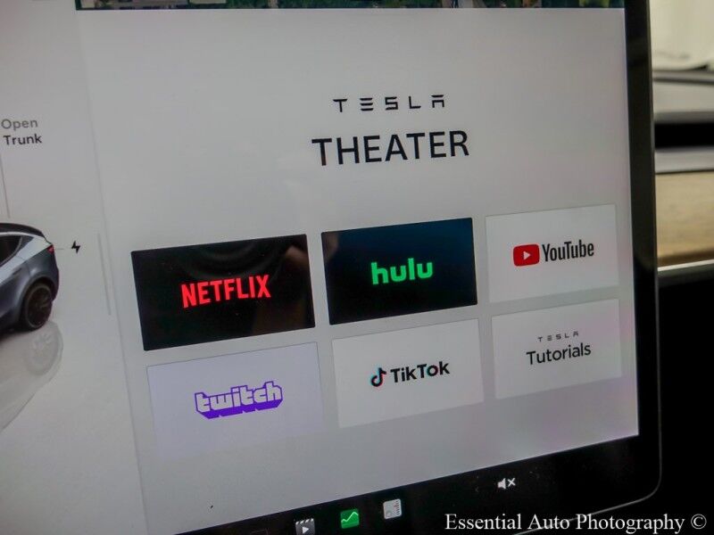 2022 Tesla Model Y Performance PRICE INCLUDES $4000 IRS TAX CREDIT!! YOU MUST QUALI Willowbrook IL