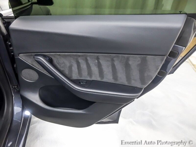 2022 Tesla Model Y Performance PRICE INCLUDES $4000 IRS TAX CREDIT!! YOU MUST QUALI Willowbrook IL