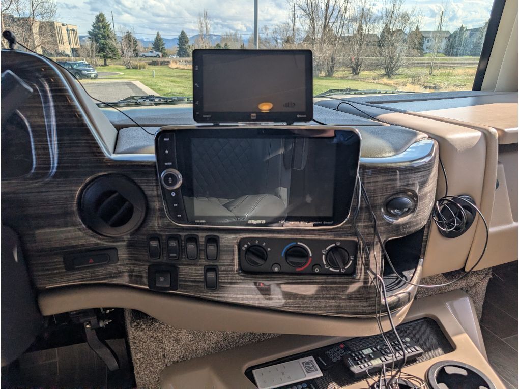 2022 Thor Outlaw 38MB Bozeman MT