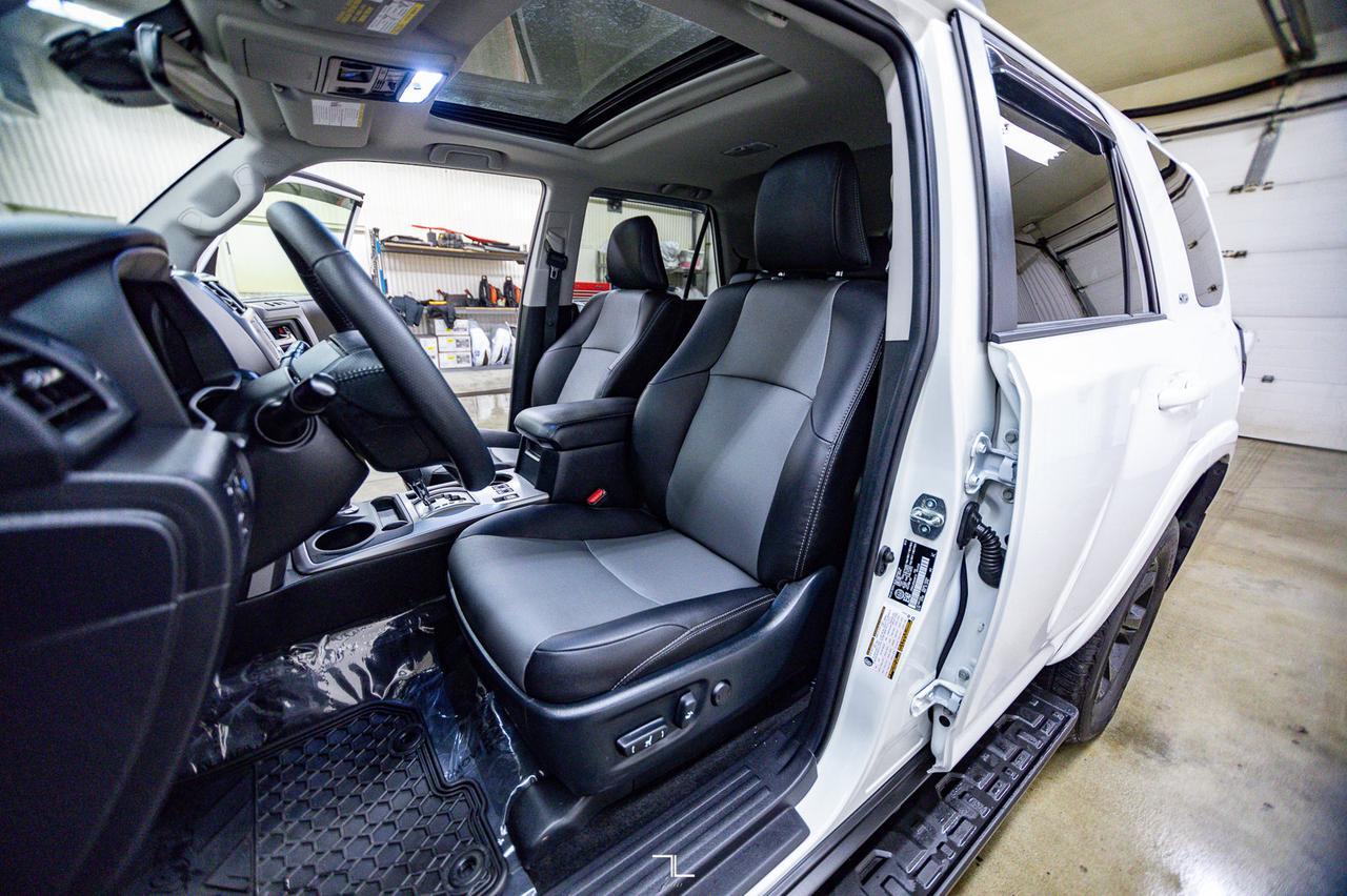 2022 Toyota 4Runner 4x4 SR5 Leather Roof BCam Red Deer AB