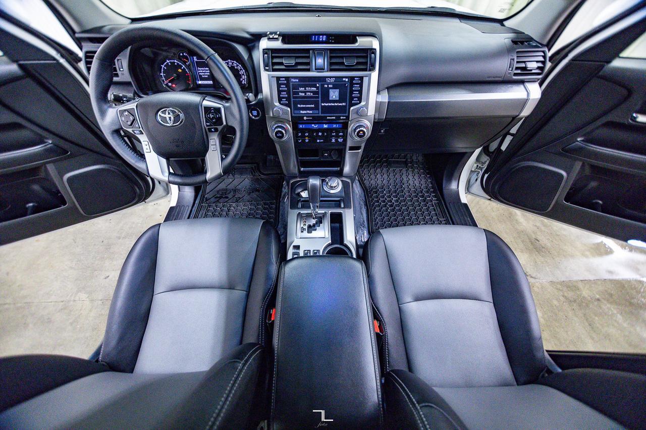 2022 Toyota 4Runner 4x4 SR5 Leather Roof BCam Red Deer AB