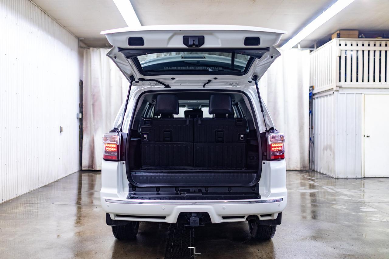 2022 Toyota 4Runner AWD Limited Leather Roof Nav 7 Passenger Red Deer AB