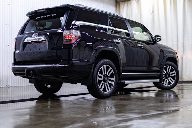 2022 Toyota 4Runner AWD Limited Leather Roof Nav BCam Red Deer AB