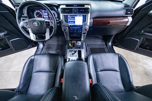 2022 Toyota 4Runner AWD Limited Leather Roof Nav BCam Red Deer AB