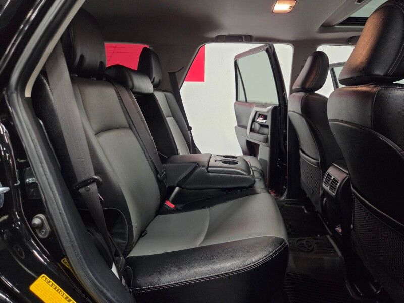 2022 Toyota 4Runner SR5 4.0L V6 GPS Nav Camera Sunroof TRD Wheels FREE WARRANTY Arlington TX