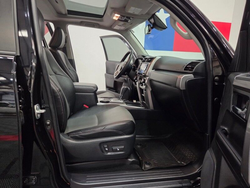 2022 Toyota 4Runner SR5 4.0L V6 GPS Nav Camera Sunroof TRD Wheels FREE WARRANTY Arlington TX