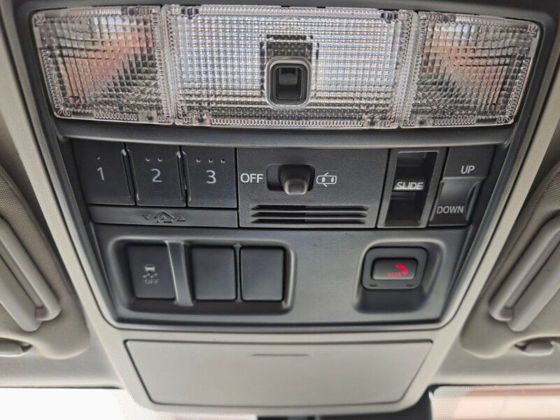 2022 Toyota 4Runner SR5 4.0L V6 GPS Nav Camera Sunroof TRD Wheels FREE WARRANTY Arlington TX