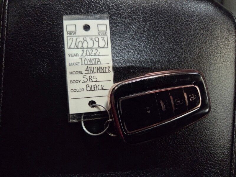 2022 Toyota 4Runner SR5 4.0L V6 GPS Nav Camera Sunroof TRD Wheels FREE WARRANTY Arlington TX