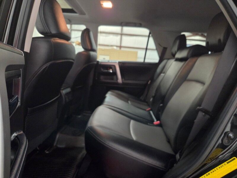 2022 Toyota 4Runner SR5 4.0L V6 GPS Nav Camera Sunroof TRD Wheels FREE WARRANTY Arlington TX