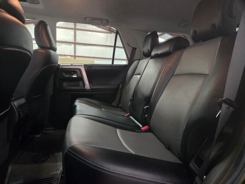 2022 Toyota 4Runner SR5 4.0L V6 GPS Nav Camera Sunroof TRD Wheels FREE WARRANTY Arlington TX