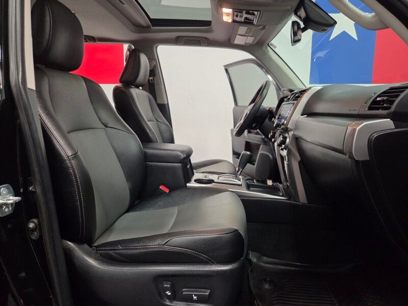 2022 Toyota 4Runner SR5 4.0L V6 GPS Nav Camera Sunroof TRD Wheels FREE WARRANTY Arlington TX