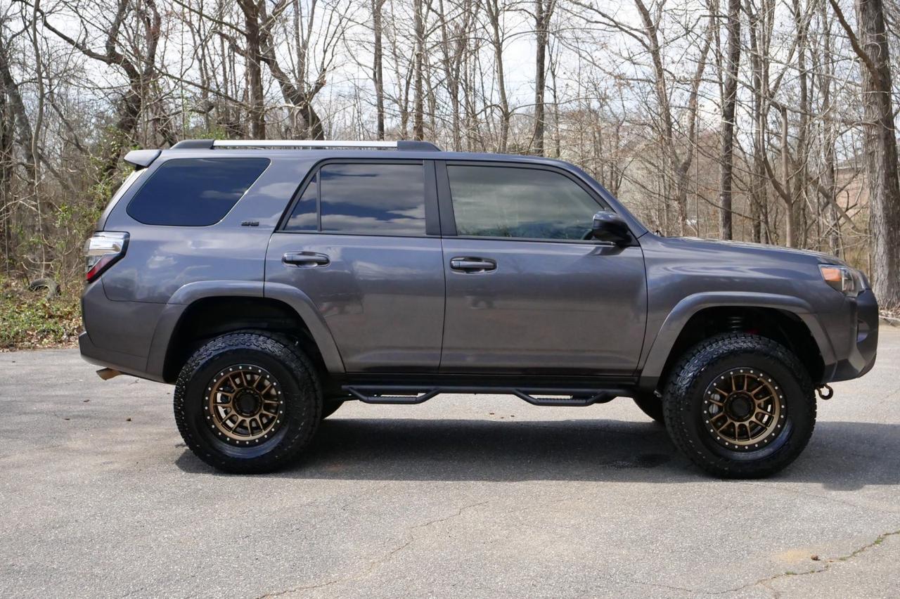 2022 Toyota 4Runner SR5 4X4 / Wheels & Tires Upgrade / Adaptive Cruise! Lincolnton NC
