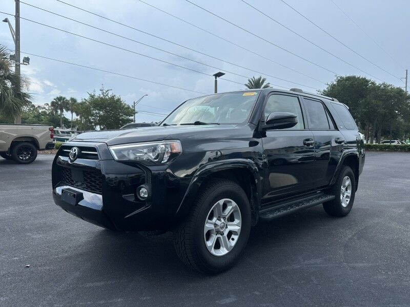 2022 Toyota 4Runner SR5