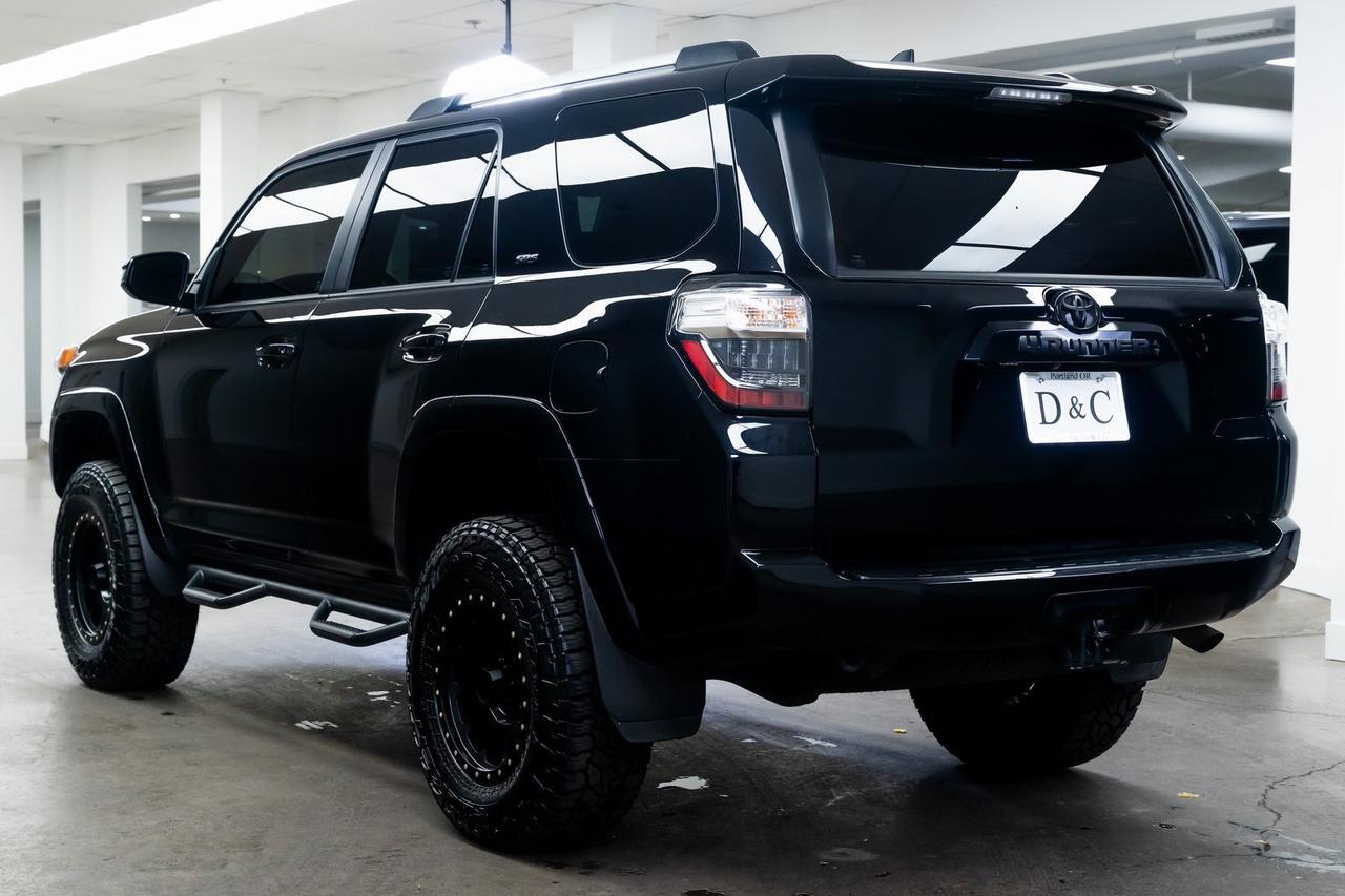 2022 Toyota 4Runner SR5 Method Wheels, IRON MAN Suspension, Side Steps Portland OR
