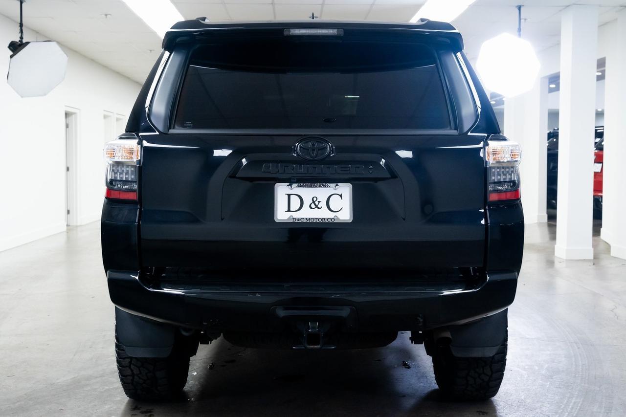 2022 Toyota 4Runner SR5 Method Wheels, IRON MAN Suspension, Side Steps Portland OR