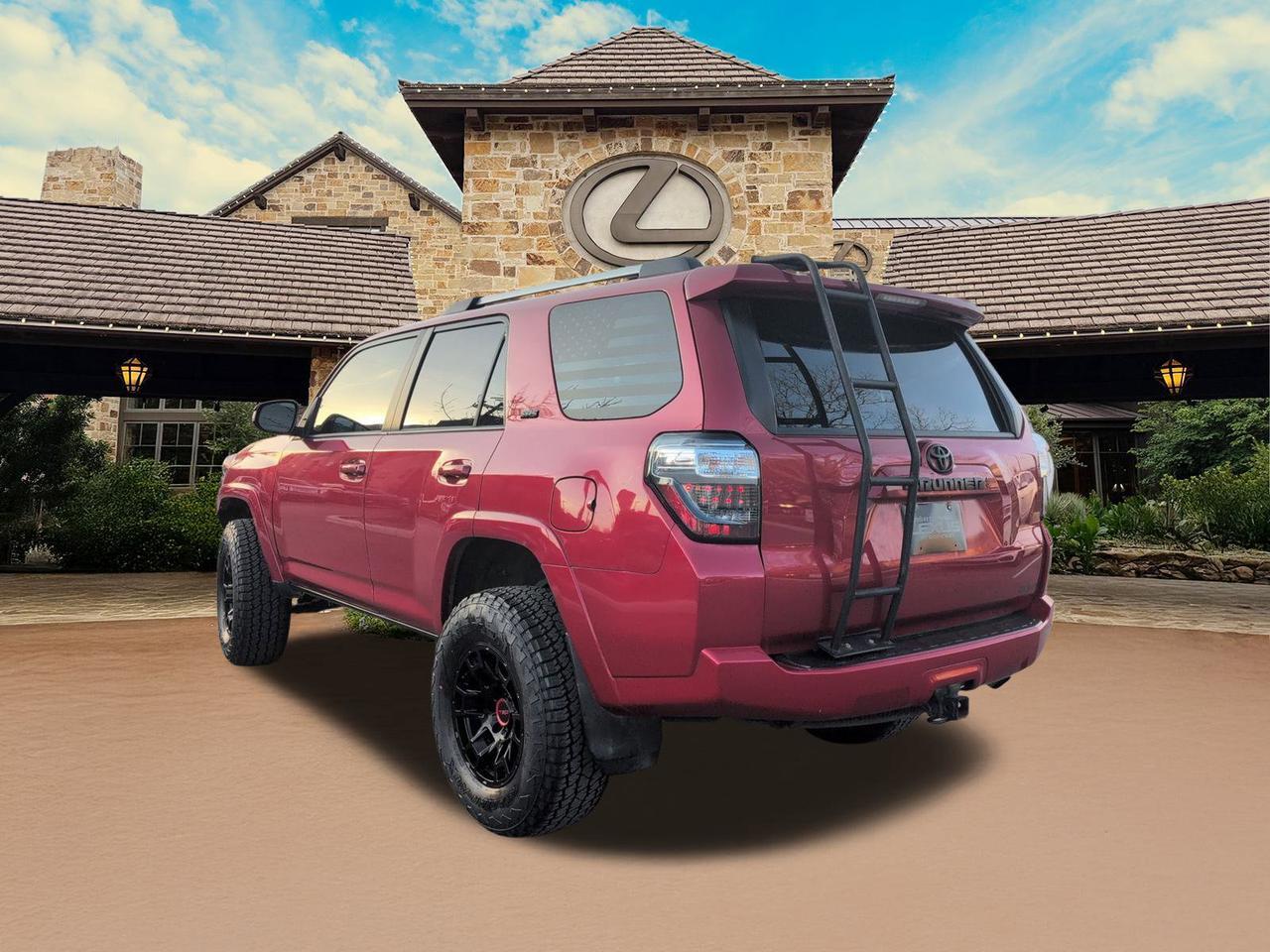 2022 Toyota 4Runner SR5